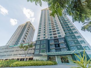 26th Floor, Abreeza Place 1BR Condo Unit w/ City View