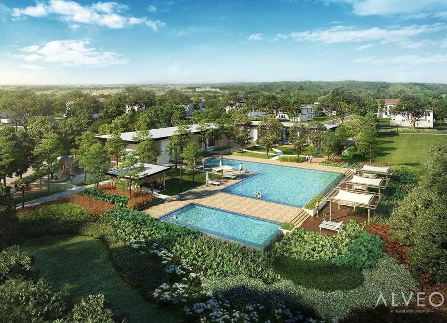 Lot for sale 270 sqm in Versala Alviera, Porac, Pampanga