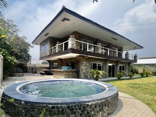 Beach House in Pundaquit, San Antonio, Zambales