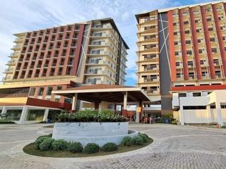 1BR w/ Balcony Penthouse Condo Unit (P17, Tower P) for Sale in Lapu-Lapu City, Cebu at Primeworld District