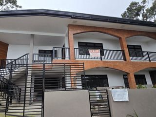 Baguio House For Sale with views of the mountains!