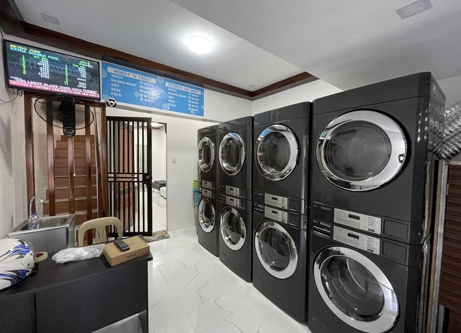 Commercial / Residential Building - near PUP Manila