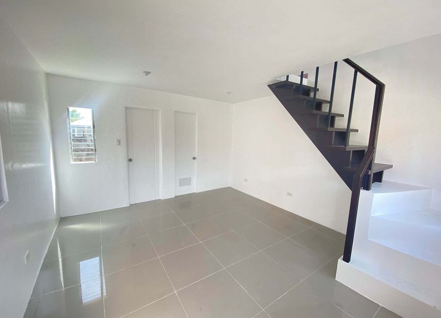 Single Home in Lessandra Grove Iloilo