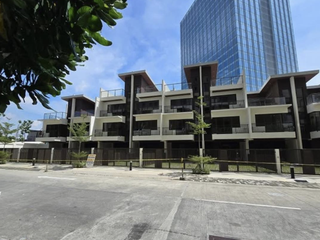 Brand New Century Nuliv Townvillas 3 bedroom for Lease