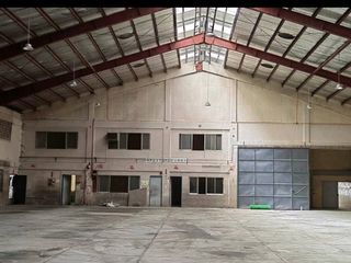 WIDE WAREHOUSE IN PUNTURIN VALEZUELA FOR LEASE