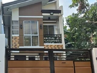 Cuztomize your Dream House and lot in Quezon City 3 BRs, 2 TB, 1 car garage 25,119 monthly