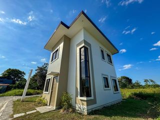 SILAY CENTERPOINT 3 SUBDIVISION, 2-STOREY SILAY CITY, NEGROS OCCIDENTAL