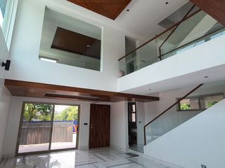 MCKINLEY WEST  6-Bedroom House and Lot for Rent in Mckinley West Village, Taguig City