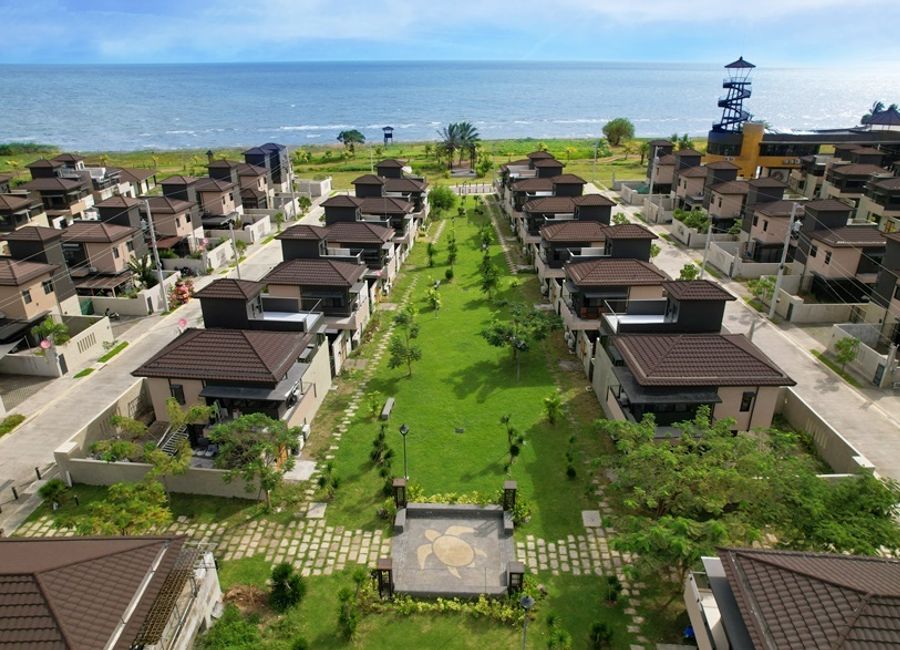 Ready For You: 3BR Beach House and Lot for Sale in San Juan, Batangas at Seafront Residences at Php 250,815 monthly amortization
