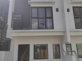 2-bedroom Townhouse Unit for Sale in Taytay