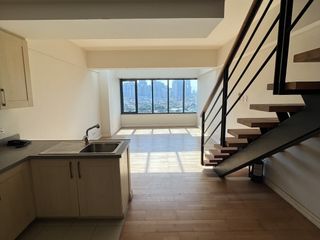 2 Bedroom Condominium Loft, One Rockwell - West Tower, Makati City