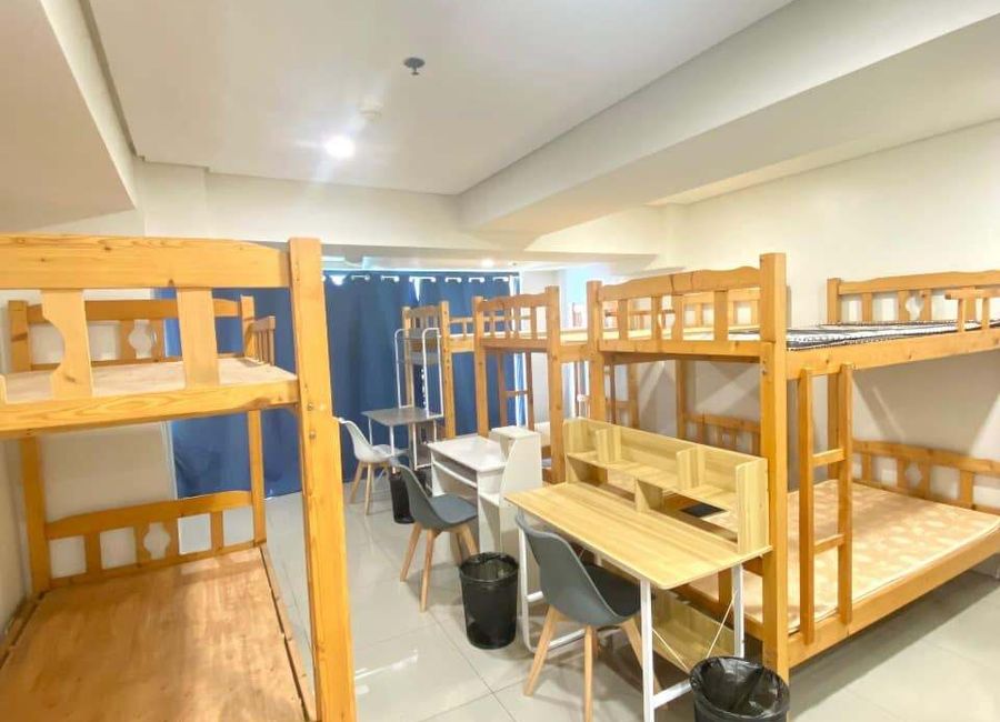 Condo Sharing for Males and Females in Parañaque