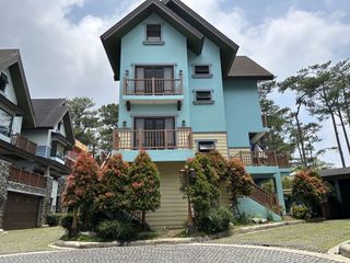 Five-Bedroom House and Lot with a loft villa in Baguio City