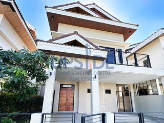 South Forbes Villas - Mediterranean Inspired House
