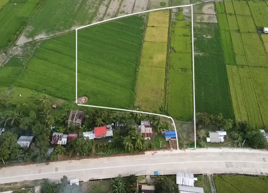 Roadside Land for Sale in Beautiful El Nido