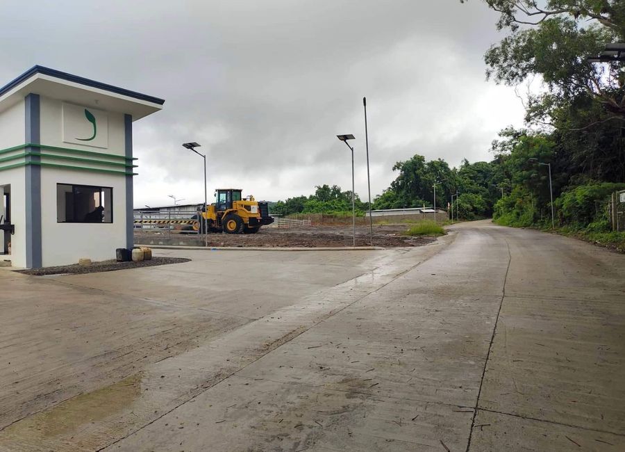 For Sale: 100 sqm Corner Lot in Amica North Residences at Bagac City, Bataan