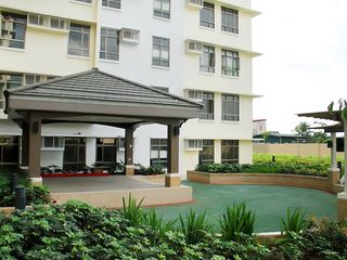 2BR Mid-Rise Condo Unit (4/F C, Cluster 3) for Sale in Hulo, Mandaluyong at Suntrust Treetop Villas