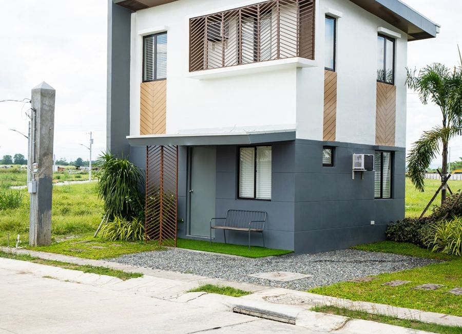 4BR Single Attached House and Lot for Sale in Mexico, Pampanga at Ajoya Pampanga