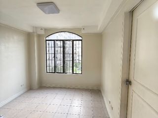 FIRE SALE or RENT: 1 Bedroom in Golden Heights Residences, Pasig City