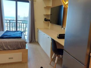 Furnished Studio Unit with Parking in Grand Residence For Sale in Cebu City