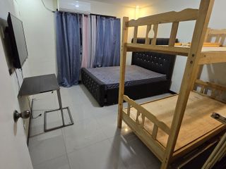 House and Lot for Rent Las Pinas City near C5 Naga Rd