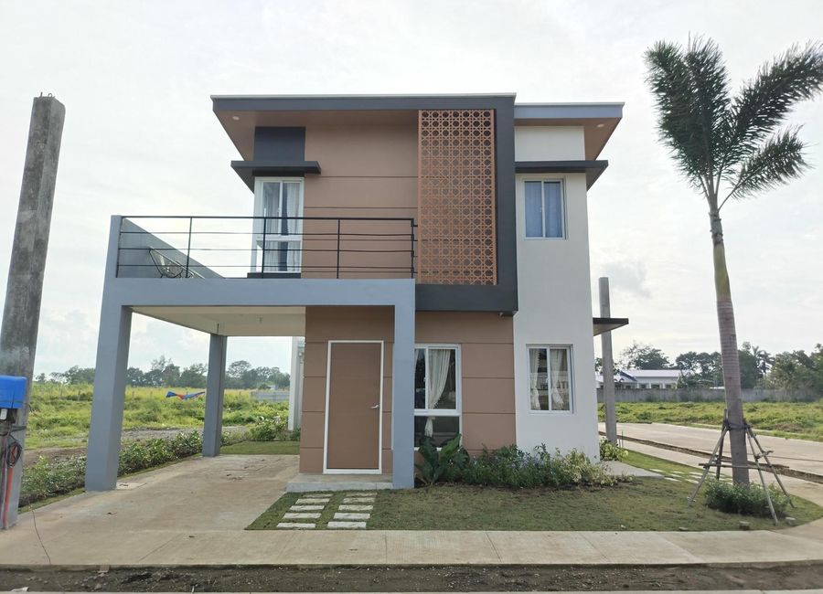 3BR Single Attached House for sale in Pueblo De Oro, Lipa, Batangas- Irish Model