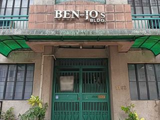 Dormitory Building in U-Belt for Sale (Don Quijote St., Sampaloc, Manila)