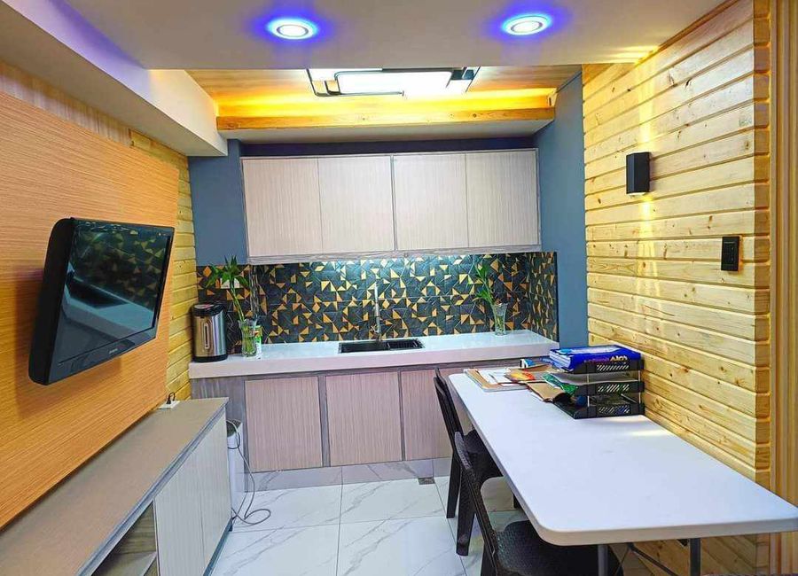 3BR Condo Unit for Sale across Burnham Park (Best for Transient!)