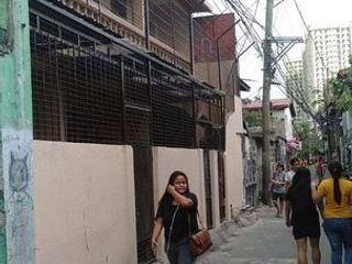 Apartment Building For Rent at Pasay City