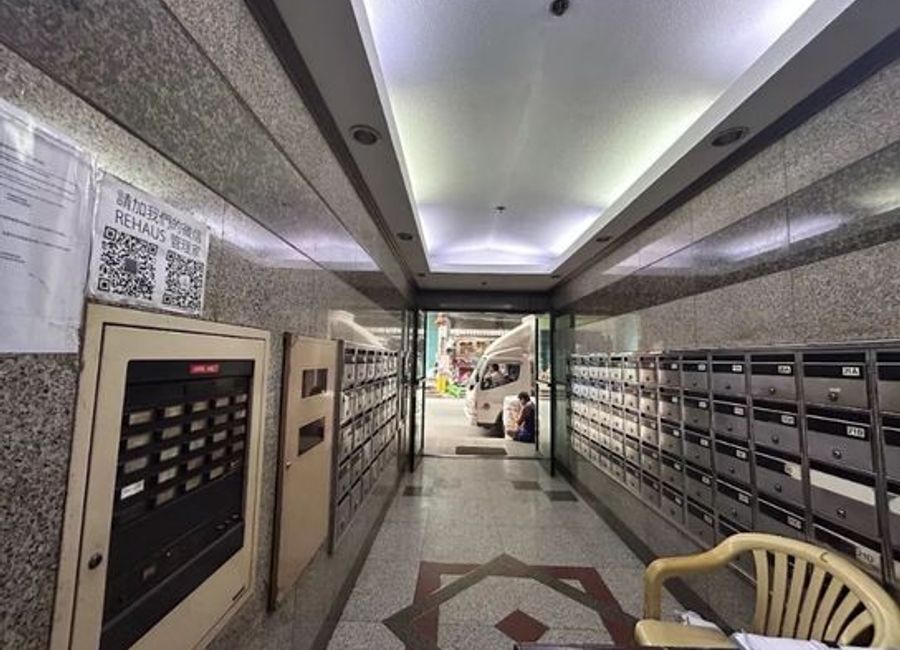 Commercial Unit for Sale in Binondo Manila along Juan Luna Street For Retail/Com