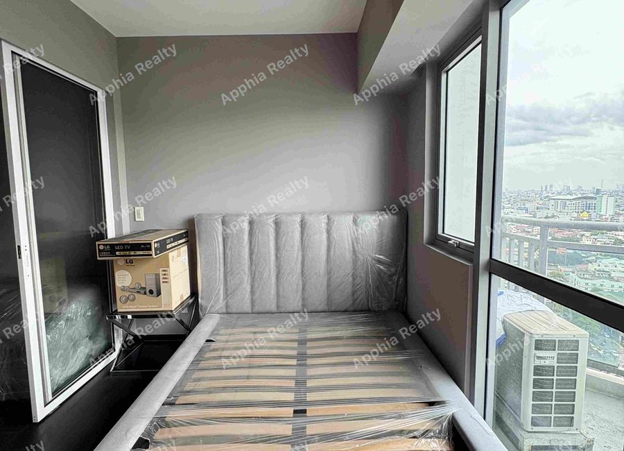 Acqua Private Residences – Dettifoss Tower, Mandaluyong, Brand New-Furnished 1-Bedroom Unit with balcony RUSH SALE!