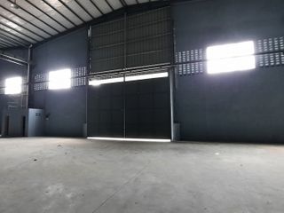 5500 SQM Carmona Warehouse Lease