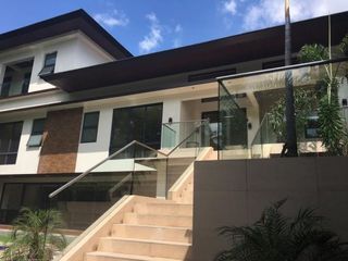 4 Bedroom Luxury House for Sale in Forbes Park, Makati (All Direct Listings)