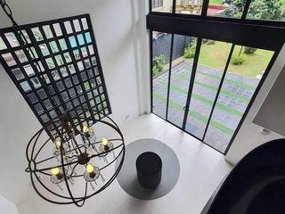 PN55577 Modern House Rent Batasan Hills across Congress Quezon City!