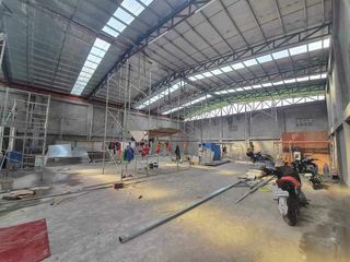PN55730 Warehouse For Rent North Caloocan! P110k/mo 390sqm Contact Rolan de Guzm