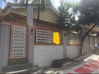 6BR House and lot for Rent at  Quezon City