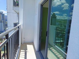For RENT Studio Unit with Balcony in City Suites Cebu