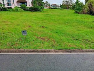 Vacant Lot in Altamira Tagaytay Midlands