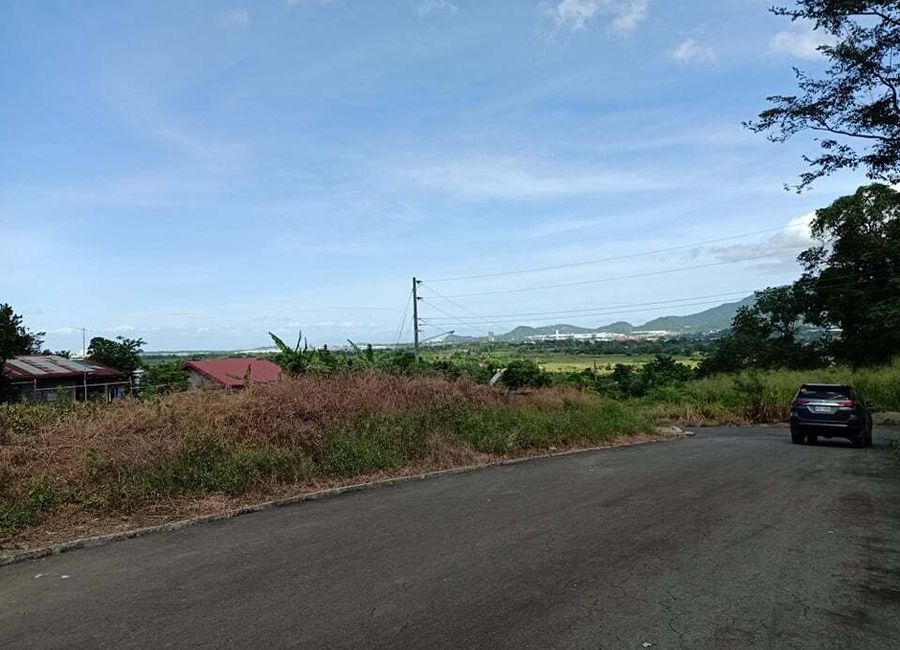 1,459 sqm lot for sale Trapiche Tanauan Batangas very nice view