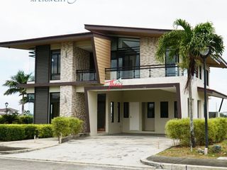 Residential Lot at South Lake Village in Laguna for SALE