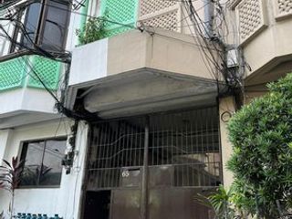 6BR Townhouse for Rent at Heroes Hill, Quezon City