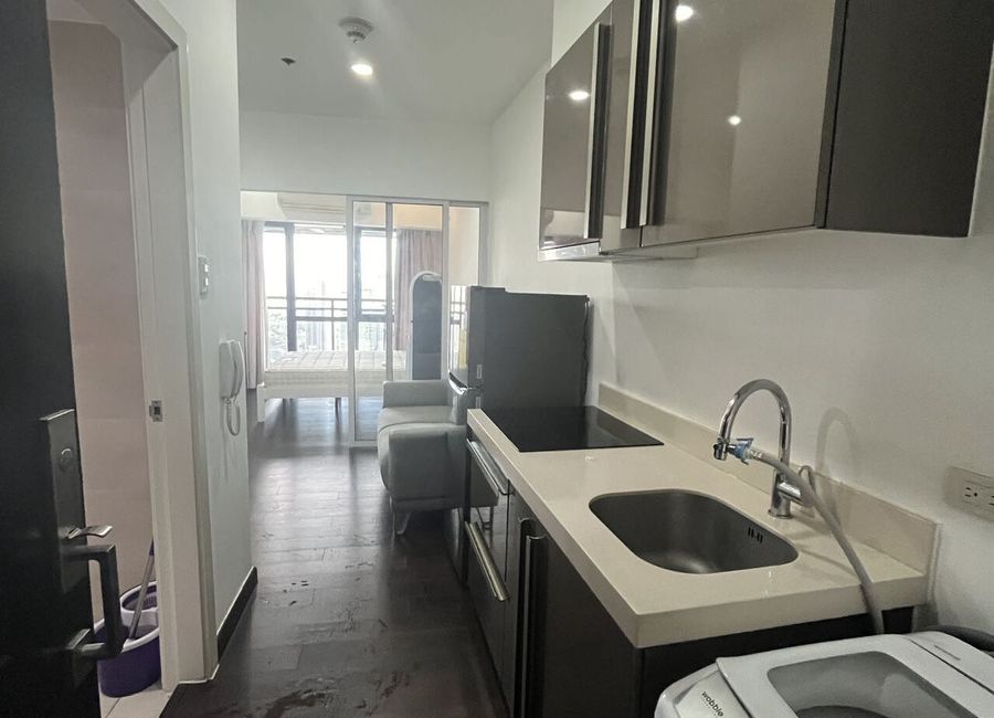 STUDIO UNIT IN MILANO RESIDENCE, MAKATI CITY,30SQM