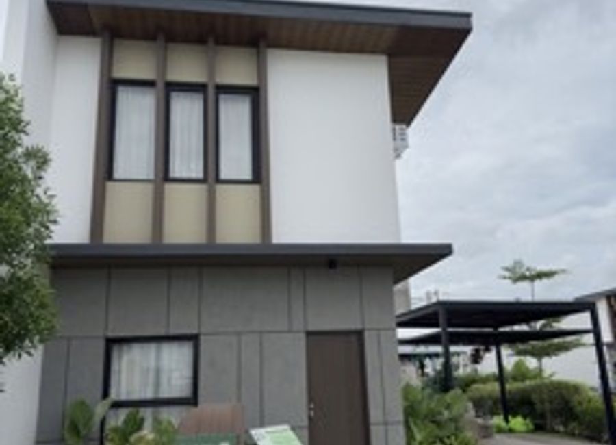 House and Lot For Sale near Clark