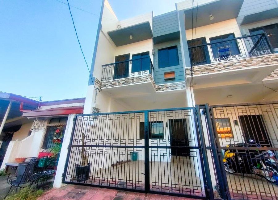 PRE OWNED HOUSE AND LOT FOR SALE IN TALON DOS LAS PINAS