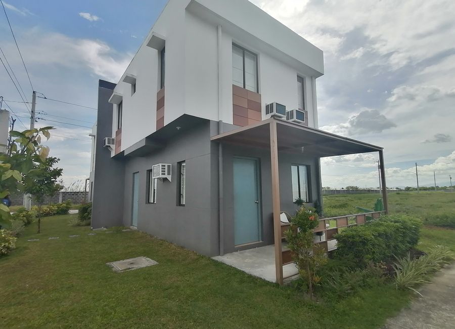 For Sale Townhouses, Duplex and Shophouse in Capas, Tarlac