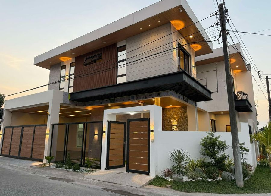 Brand New Modern Asian Two Storey House w/ Swimming Pool in Angeles City