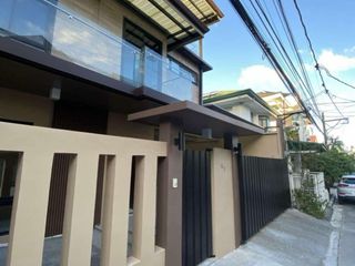 For rent House and Lot in Batasan hills Quezon City