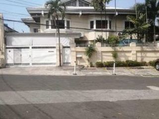House and Lot for Rent at Blue Ridge B, Quezon City
