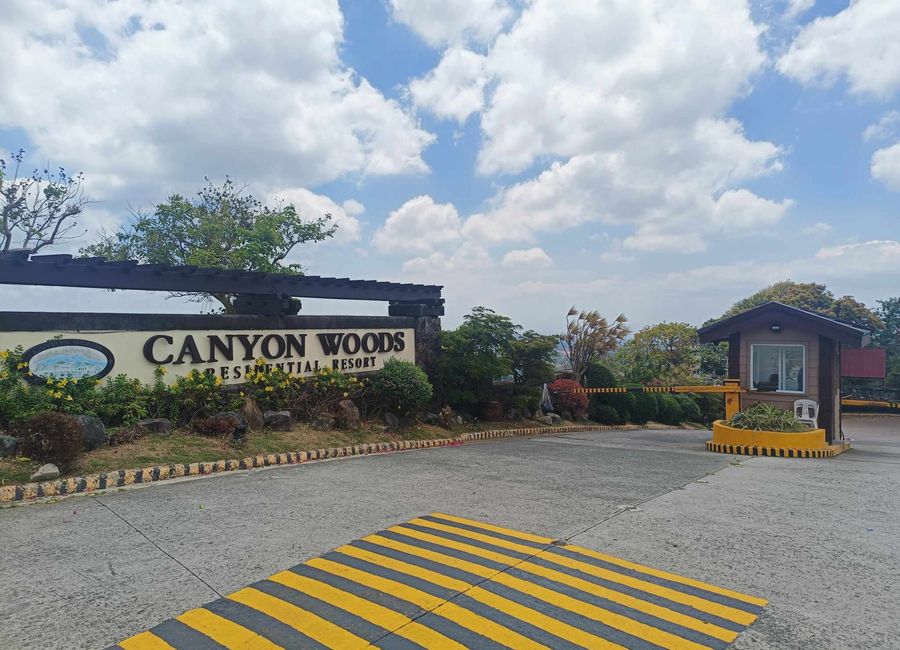 325 sqm lot for sale in Canyon Wood Residential Resort