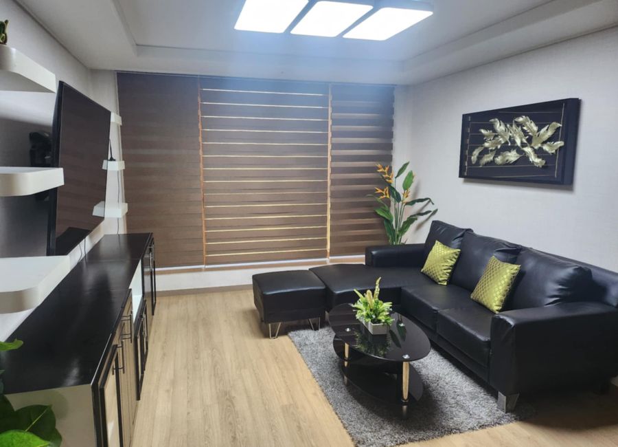 7M | 2 BEDROOM CONDO IN DHEIGHT CLARK PAMPANGA